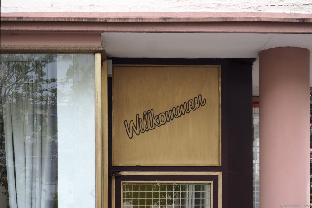 2105017, Frankfurt / Willkommen