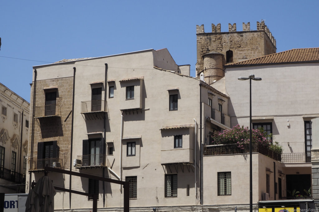 2405216, Palermo